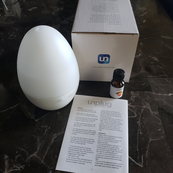 4 Fab Fit Fun Items - shower speaker,  LED planter, UV sanitizer, light diffuser - Picture 4 of 10